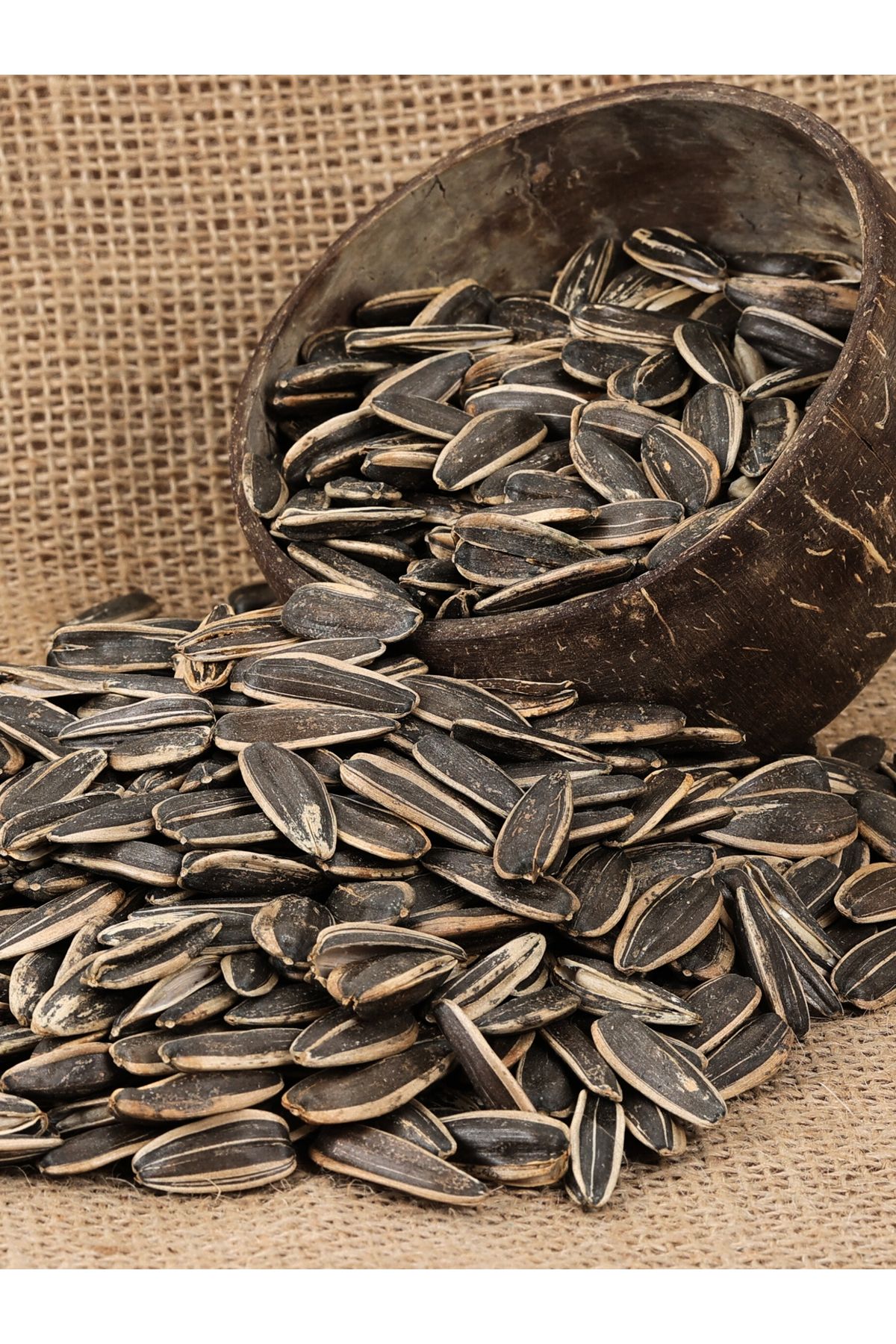 özoğul kuruyemiş Kavrulmuş Tuzsuz Siyah Ayçekirdeği 1 Kg