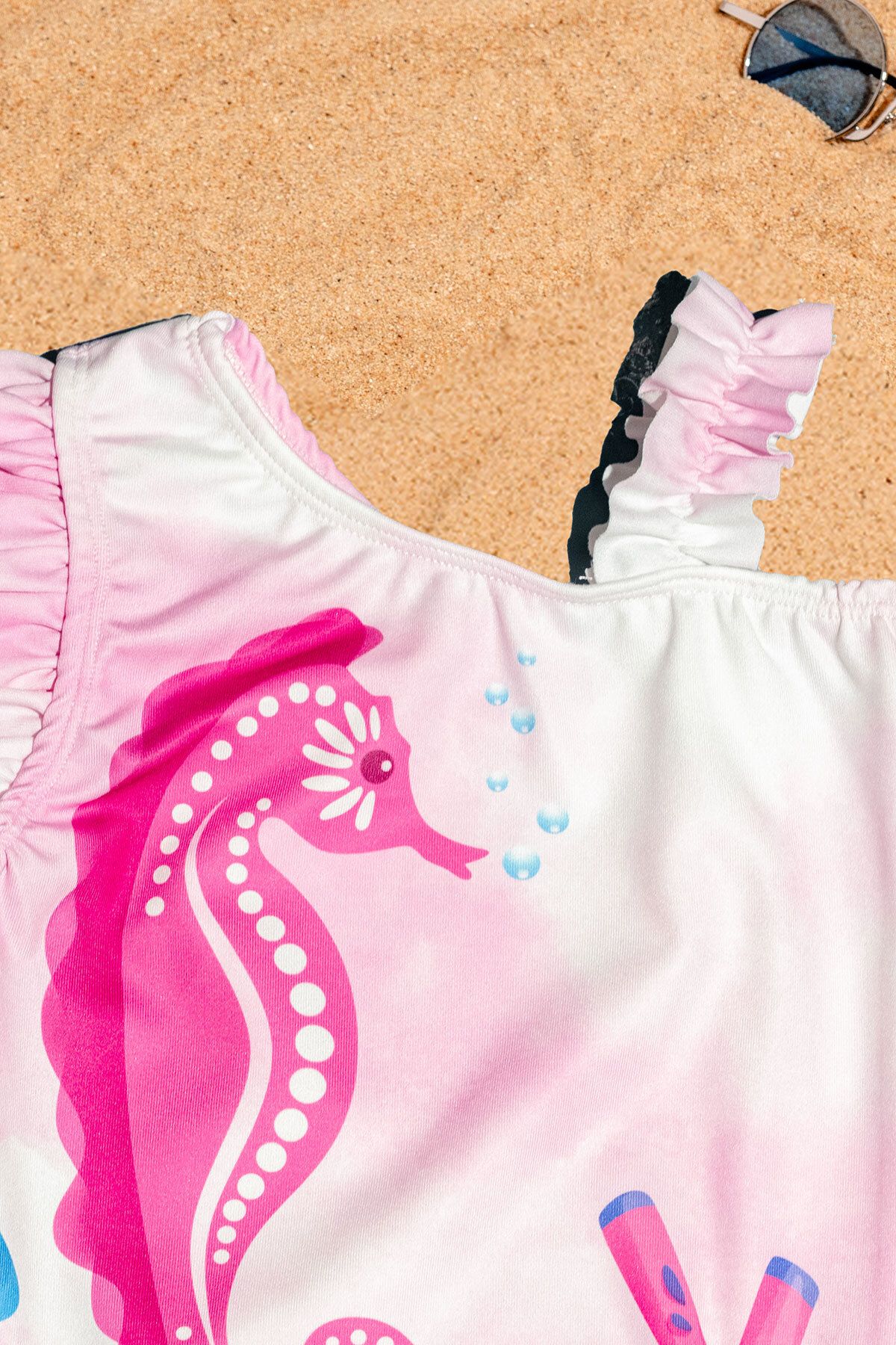 Beniizle-One Shoulder Sea Horse Patterned Girl's Swimsuit with Ruffle Detail 2
