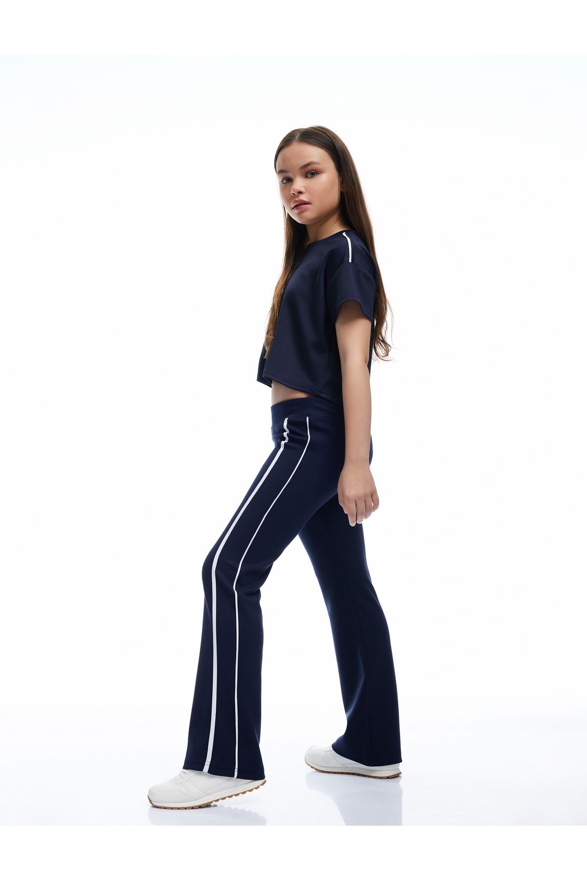 Koton-Elastic Waist Viscose Blended Flared Trousers 2