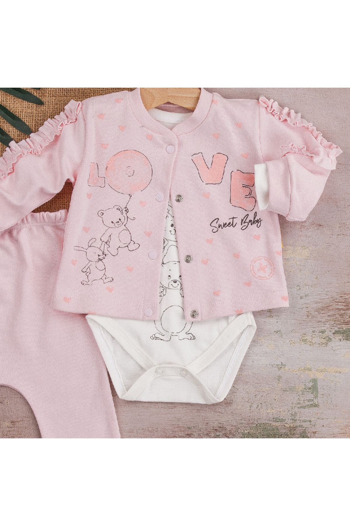 BYB MODA TASARIM 3-9 Ay Kız Bebek Takımı Love Tavşan 3'lü Hırkalı Açık Pembe