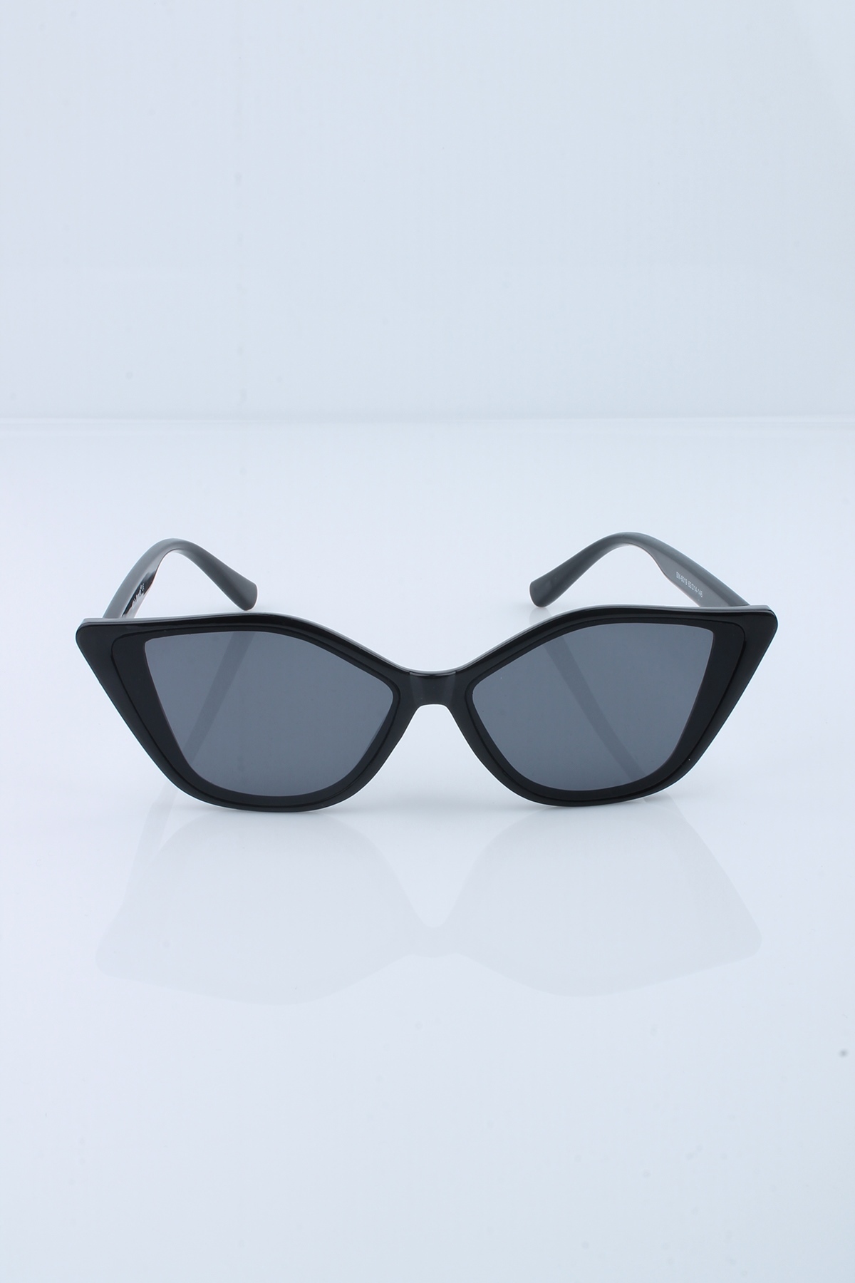 Black UV400 Women's Sunglasses MRT22SM8019