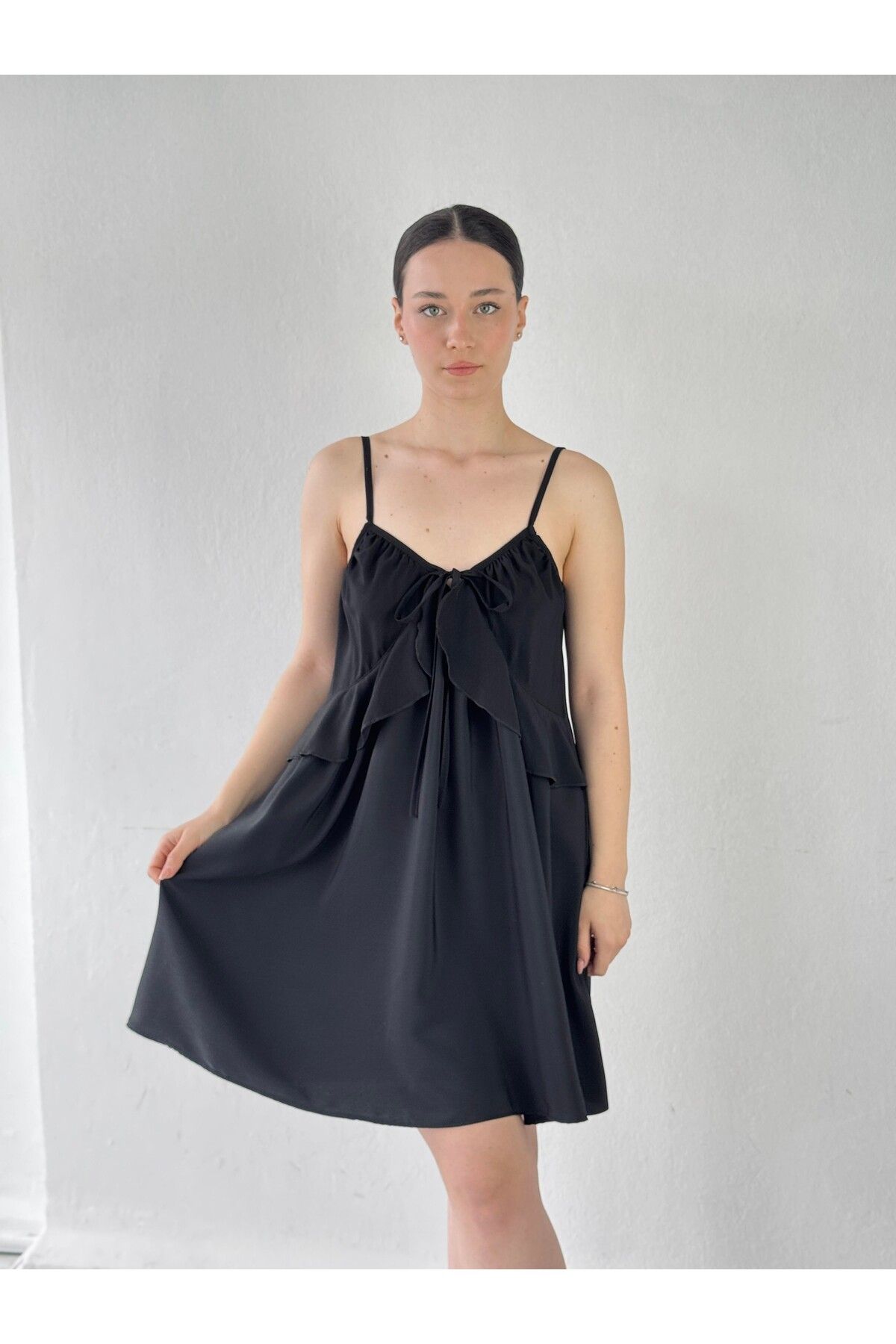 Retrobird-Black Dress - Design Loose Cut with Straps and Fastener 4