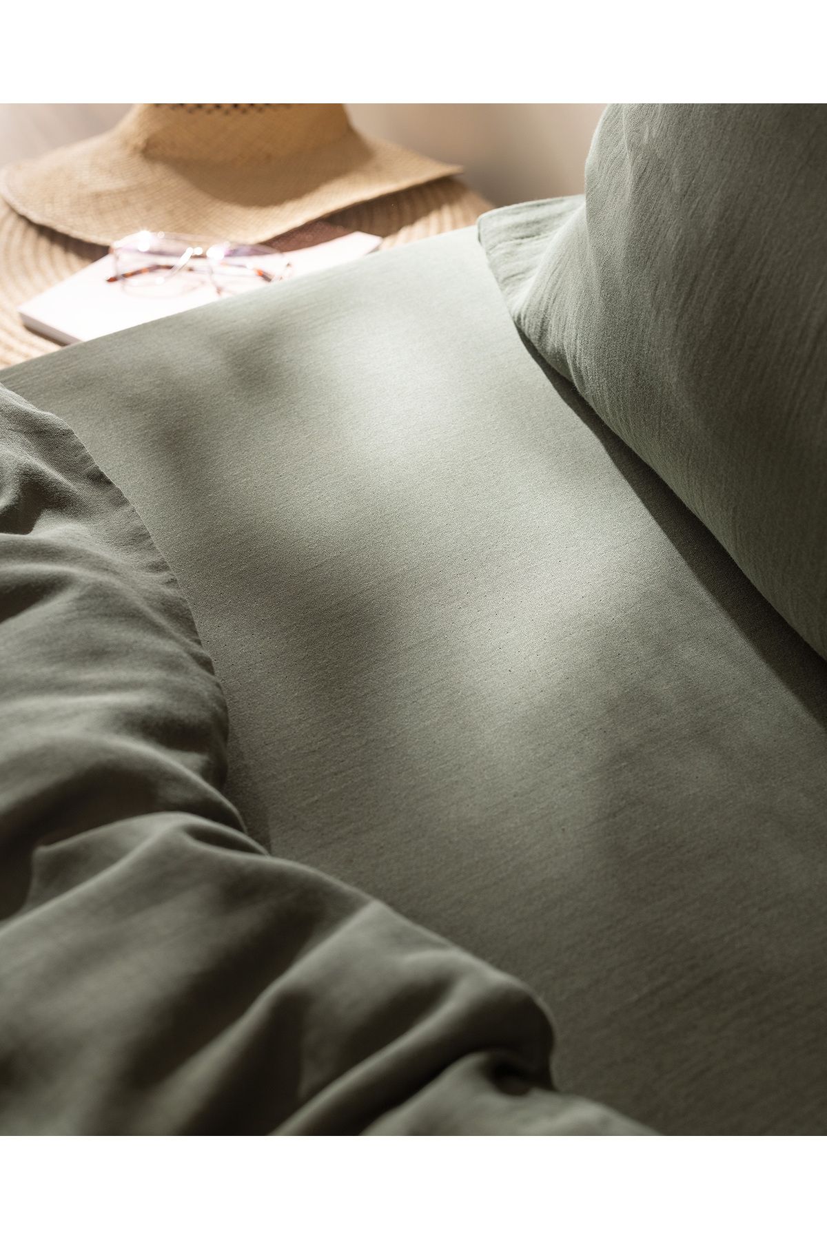 Madame Coco-Marla King Size Msbl King Size 100% Cotton Elastic Duvet Cover Set 8
