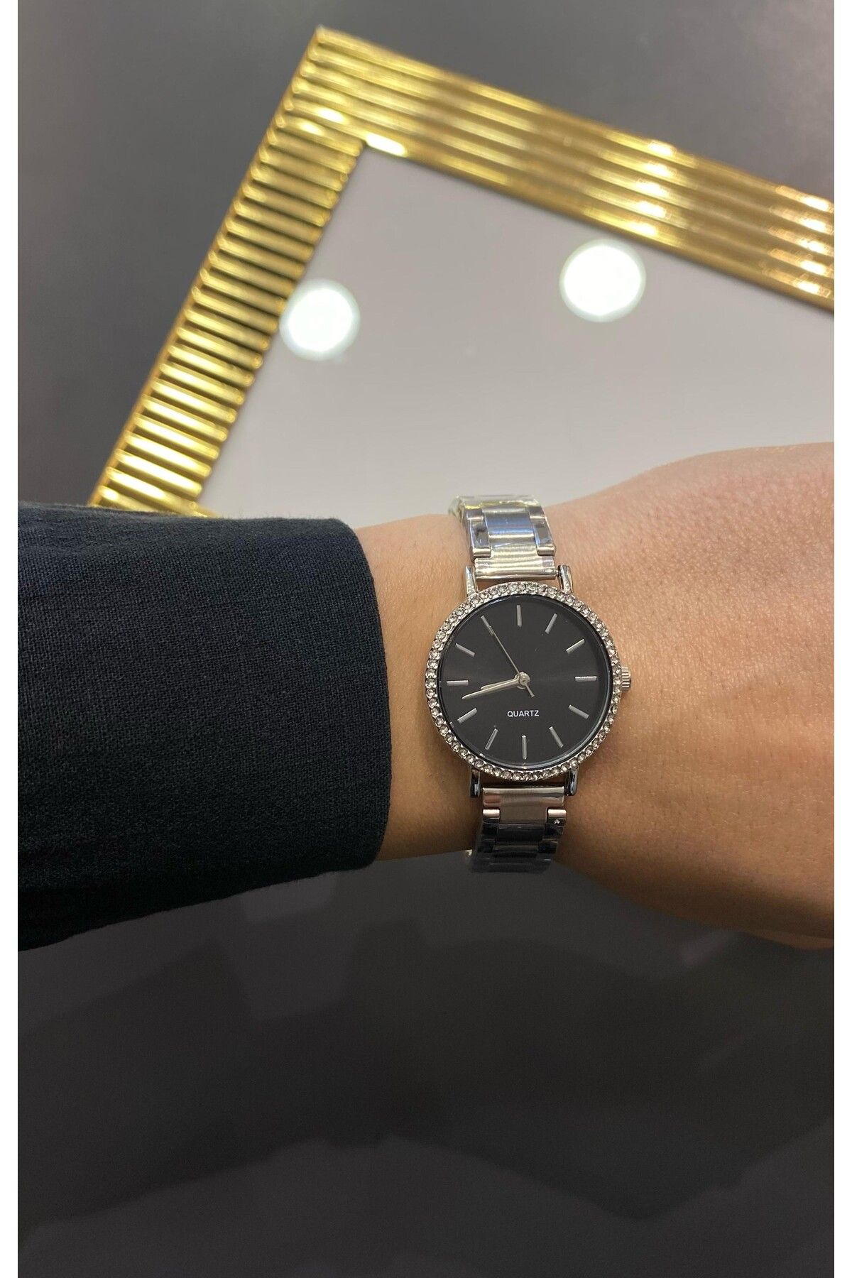 ZÜMRA Retro Çok Taşlı Gold Kadın Saat