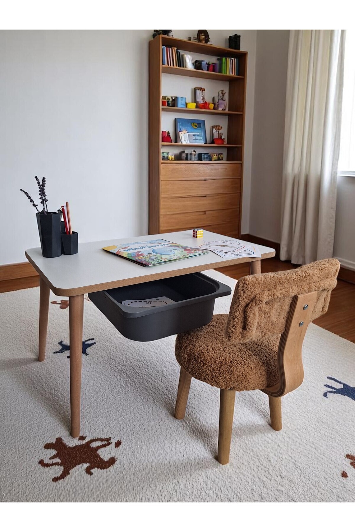 own home Maysa Ahşap Çocuk Masa Sandalye Takımı 3-7 Yaş MDF Tabla, Teddy Kumaşlı Renk Seçenekli