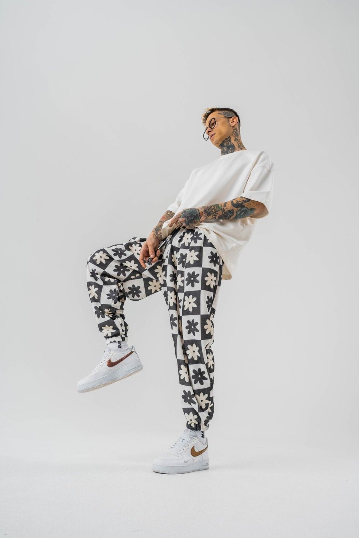 go gang own-Flowchess Pleated Shalwar with Elastic Waist and Legs 5