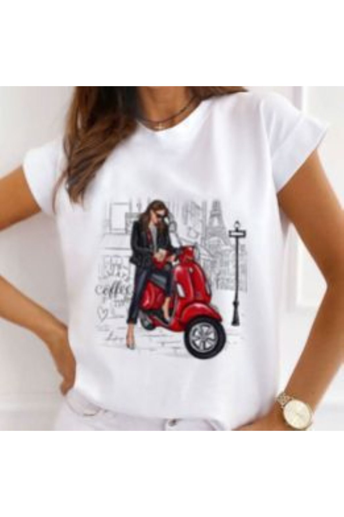 aynewmoda Kız baskısı ve havadar tonlu kadın kısa kollu tişört