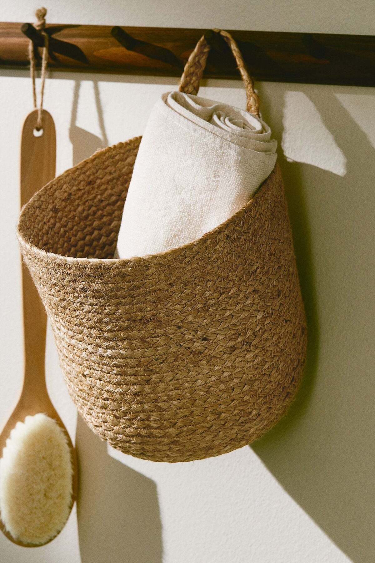 H&M-Handmade wall storage basket 4