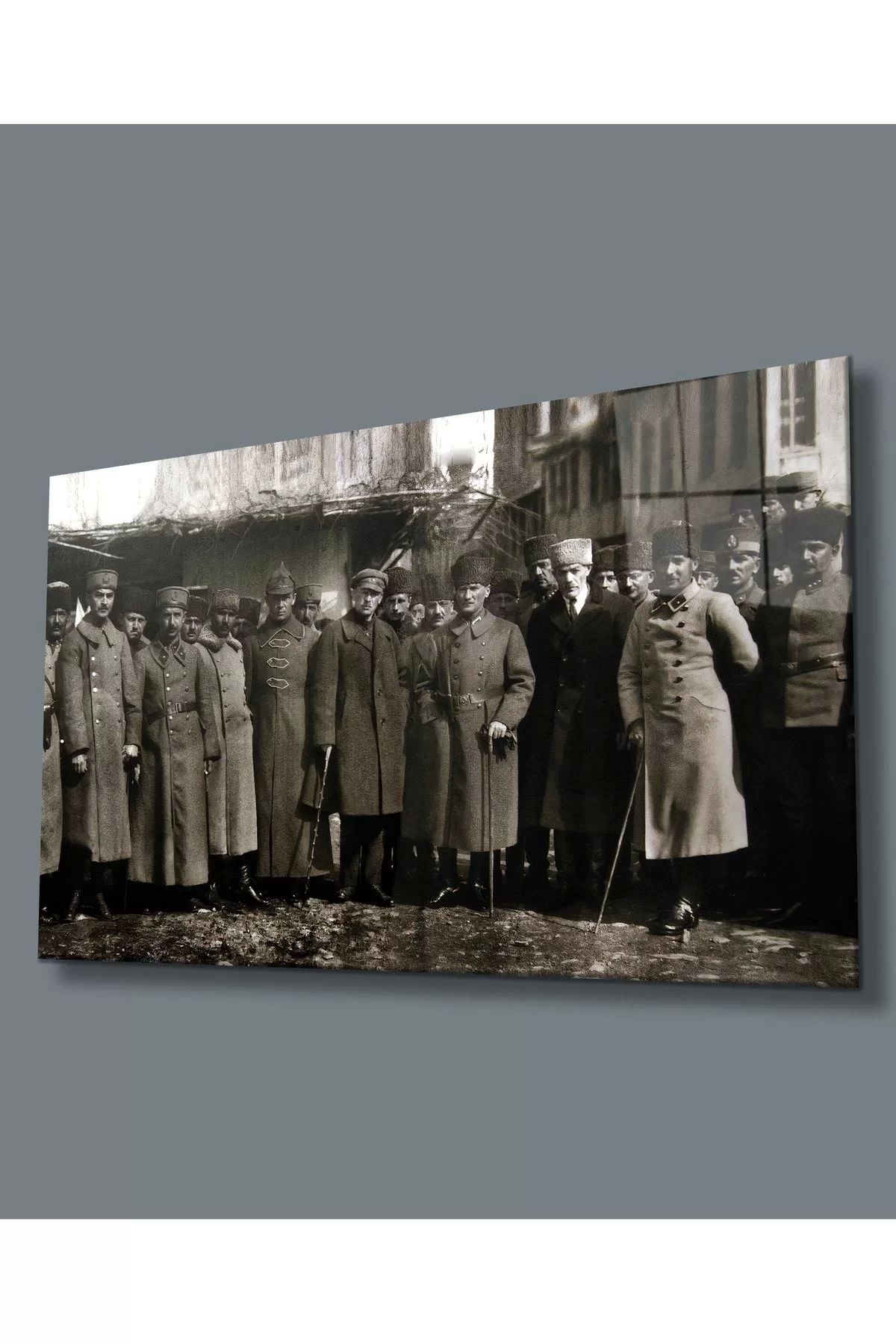 ÖYKÜ VE YİĞİT Atatürk Ve Ordu Temalı Uv Baskılı Cam Tablo, Ev Ve Ofis Duvar Dekoru Hediyelik