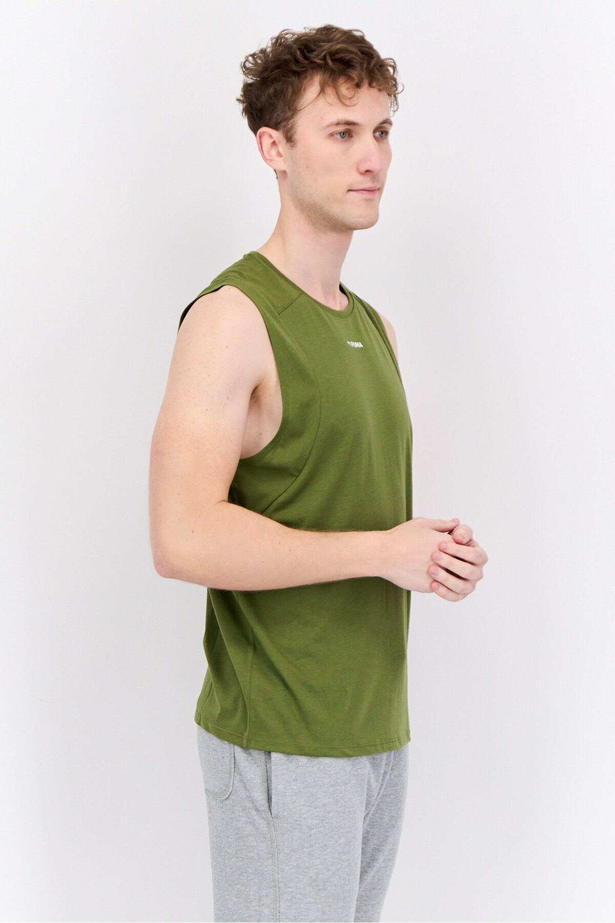 Puma-Men Sportswear Fit Sleeveless Training Vest, Green 2