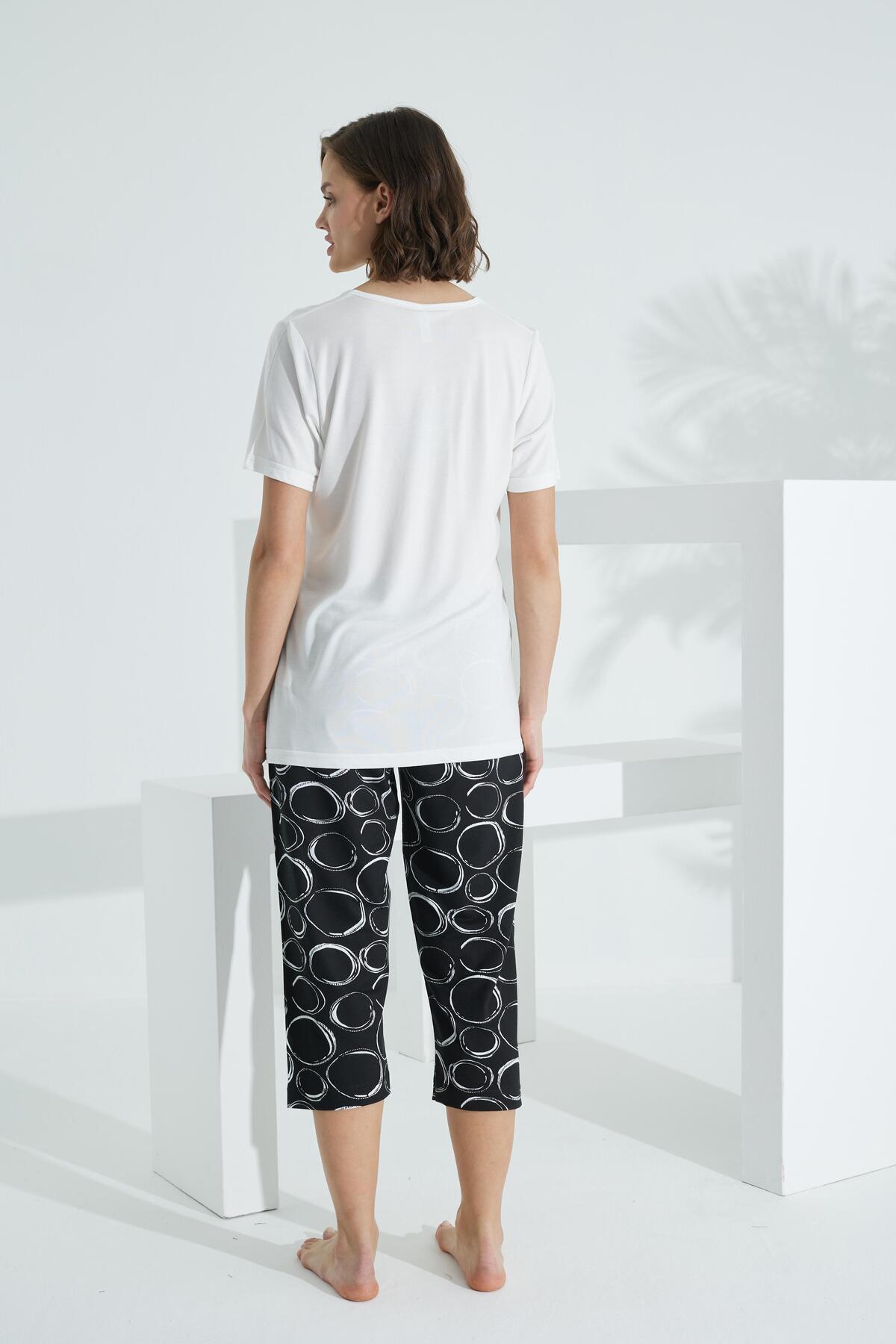 Etoile-Bamboo Soft Fabric Short Sleeve Capri Suit 71040 4
