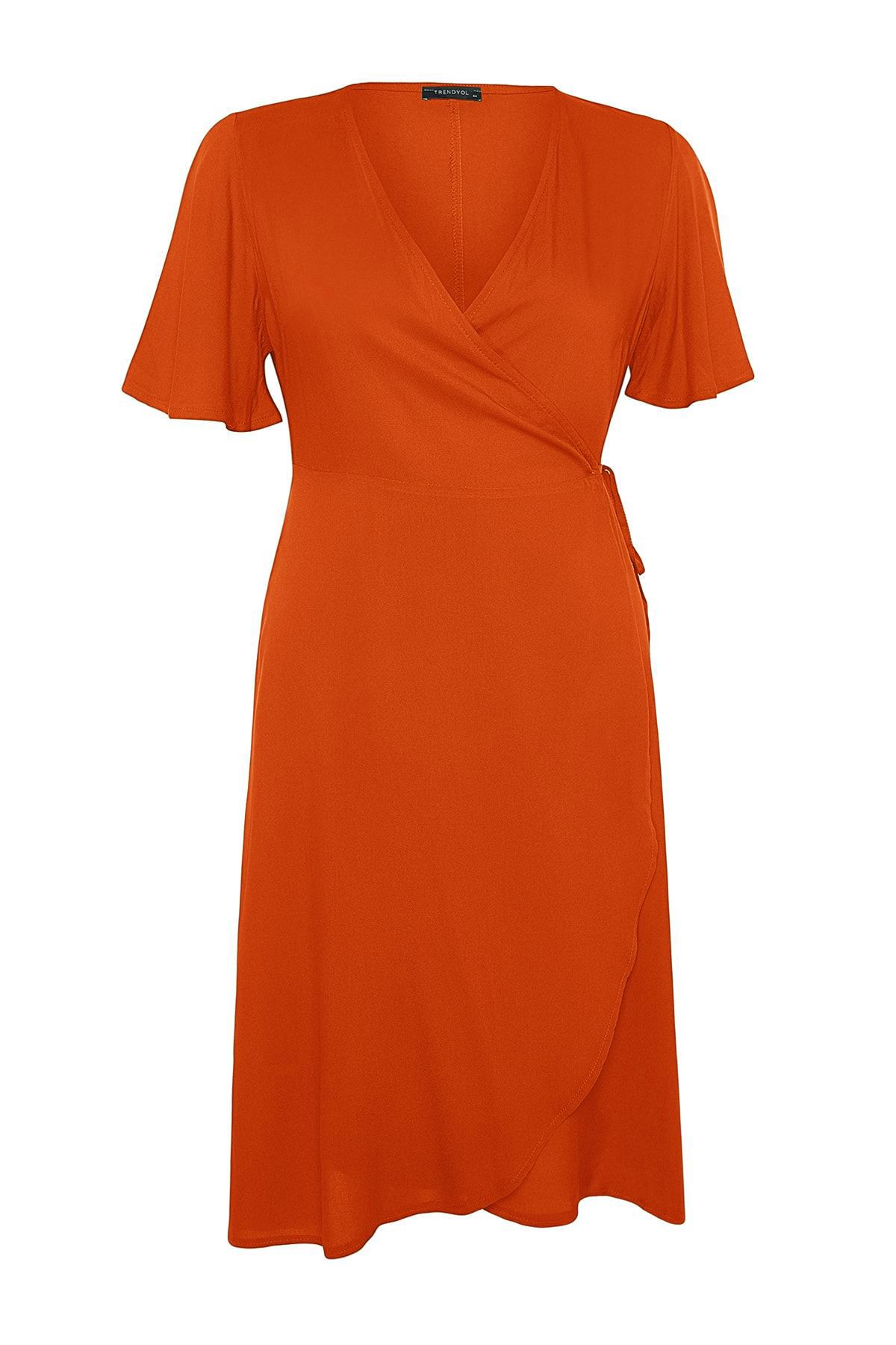 Trendyol Curve-Pomarańczowa prosta sukienka midi z tkaniny plus size Tbbss22El1564 3