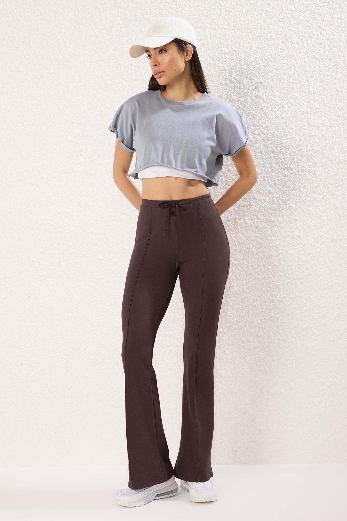 complete the look image