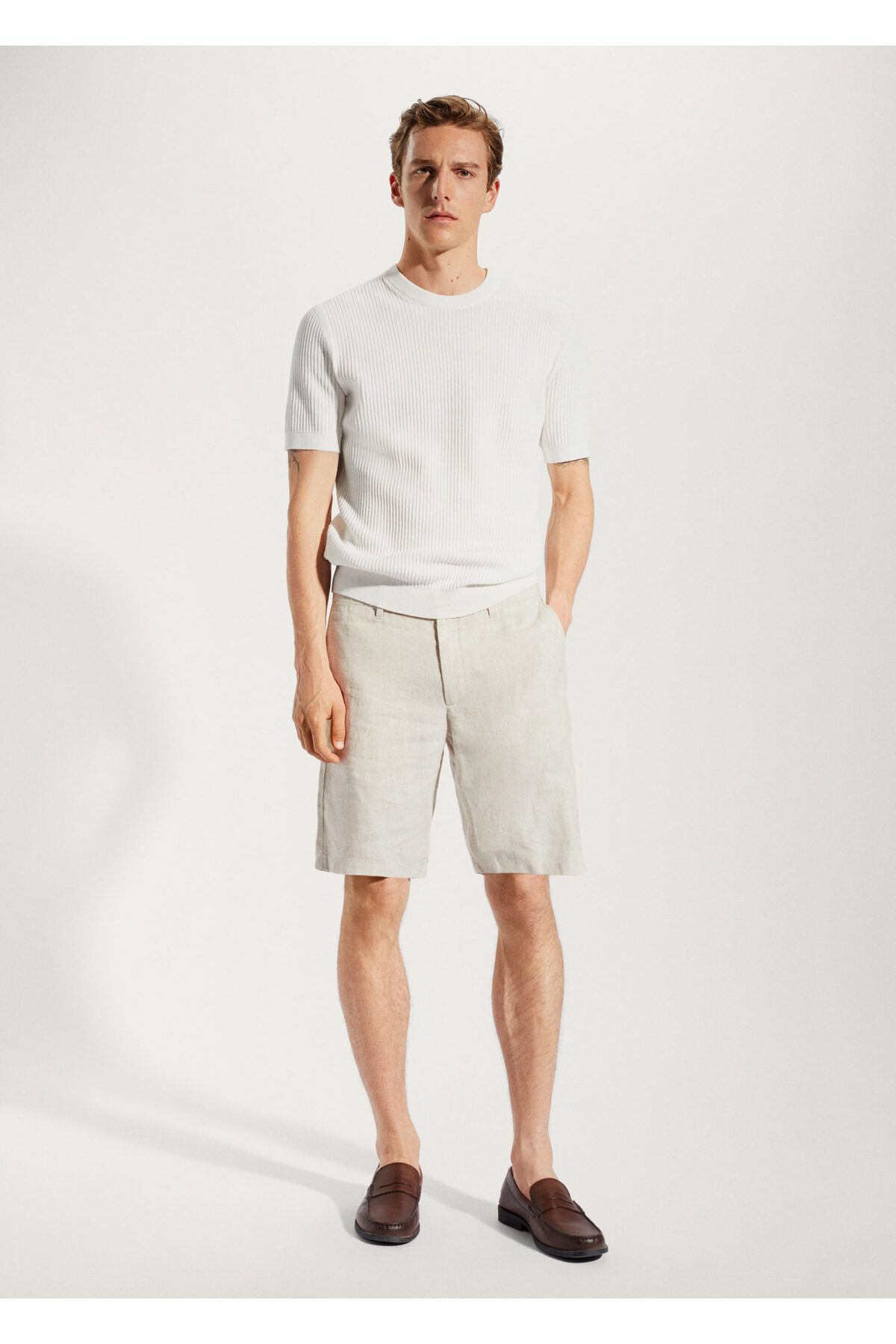 MANGO Man-100% linen shorts 9