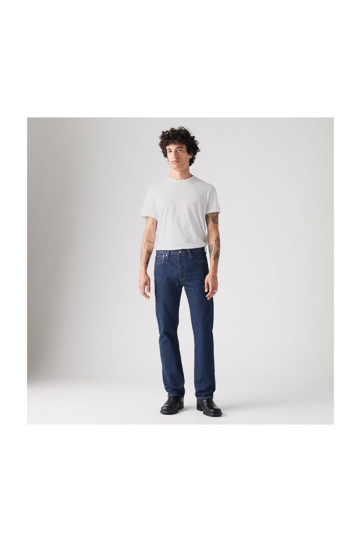 complete the look image