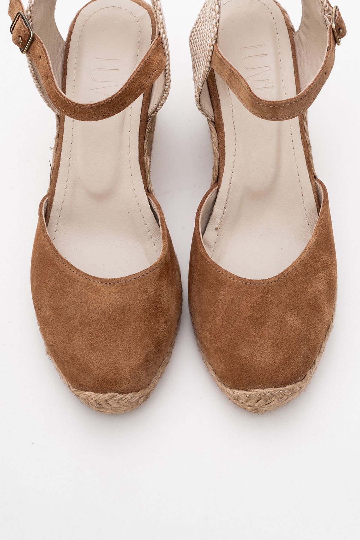 صندل چند رنگ زنانه چرمی Sinta Taba که های پاشنه پا را پر می کنند luvishoes
