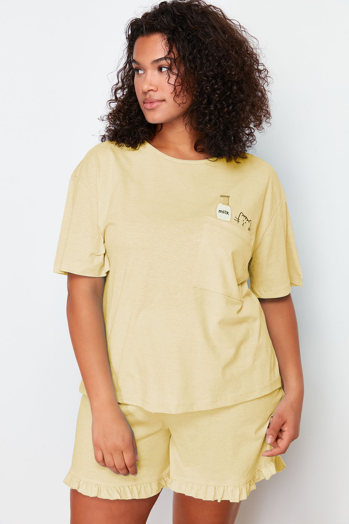Trendyol Curve Żółty, Dzianinowy Komplet Piżamowy Z Nadrukiem Kota Kobieta - 4XL