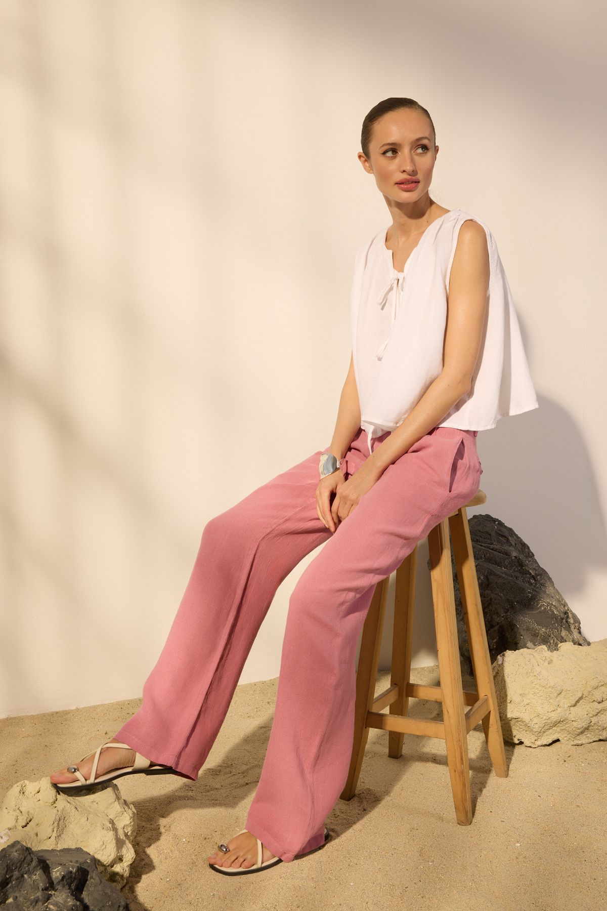 Trendyol Collection-White 100% Linen Blouse with Binding Detail Twoss25Bz00458 1