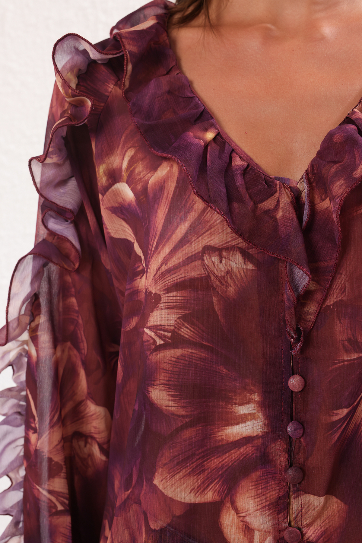 Trendyol Collection Pflaumenfarbenes Boho-Chiffon-Hemd mit transparenten Blumenrüschen und gewebtem Muster TWOSS25GO00063