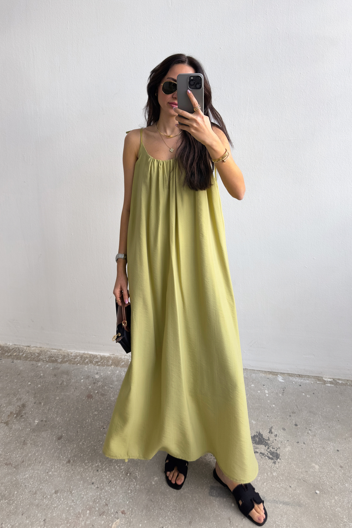 Trendyolmilla  Yağ Yeşili Geniş Kesim Maxi Dokuma Elbise TWOSS25EL00051 - Görsel 3