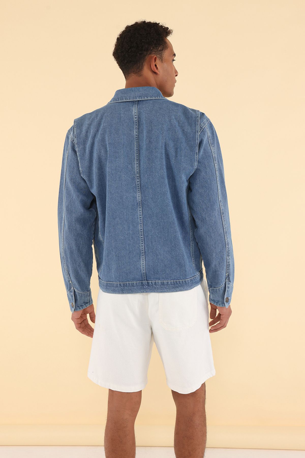 Trendyol Collection-Blaue Unisex-Jeansjacke TMNSS25CE00006 5