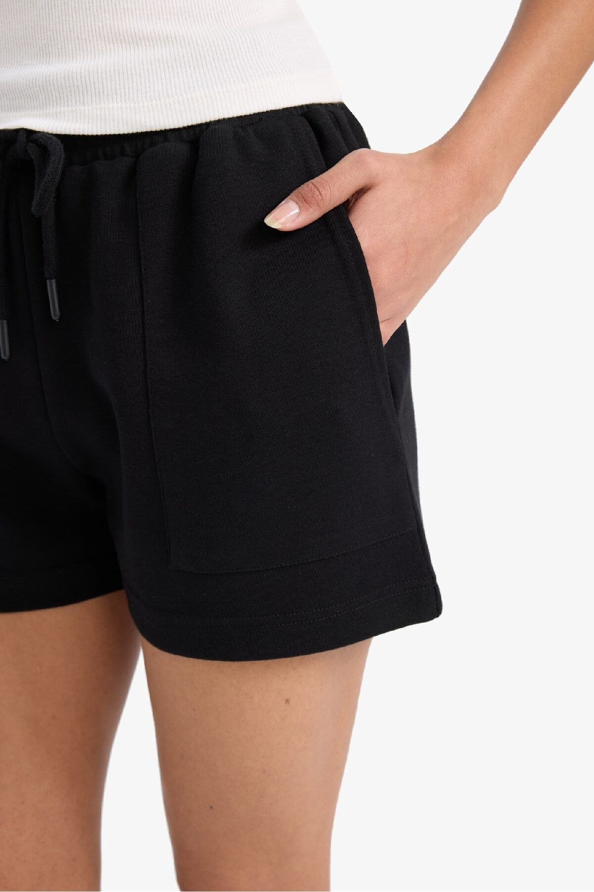 DeFacto-Regular Fit Stretchy Waisted Lace up Bermuda Shorts D3327Ax25Sp 5