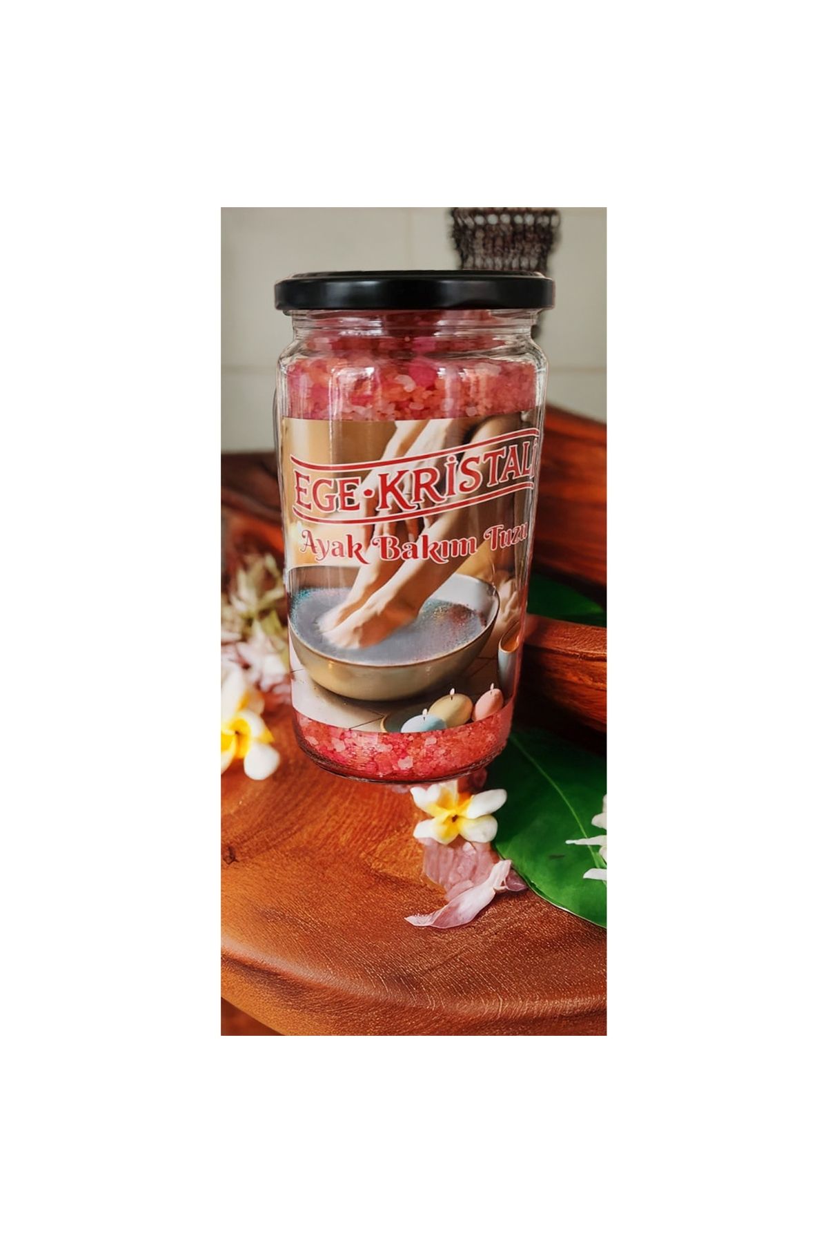 EGE KRİSTALİ EGE KRİSTALİ SANDAL AĞACI AROMALI AYAK BAKIM TUZU 250 GR CAM KAVANOZDA