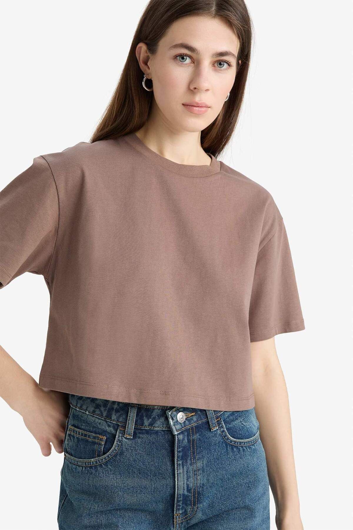 DeFacto-Boxy Fit Crew Neck Basic Plain Combed Cotton Short Sleeve T-Shirt C7459Ax25Sm 1