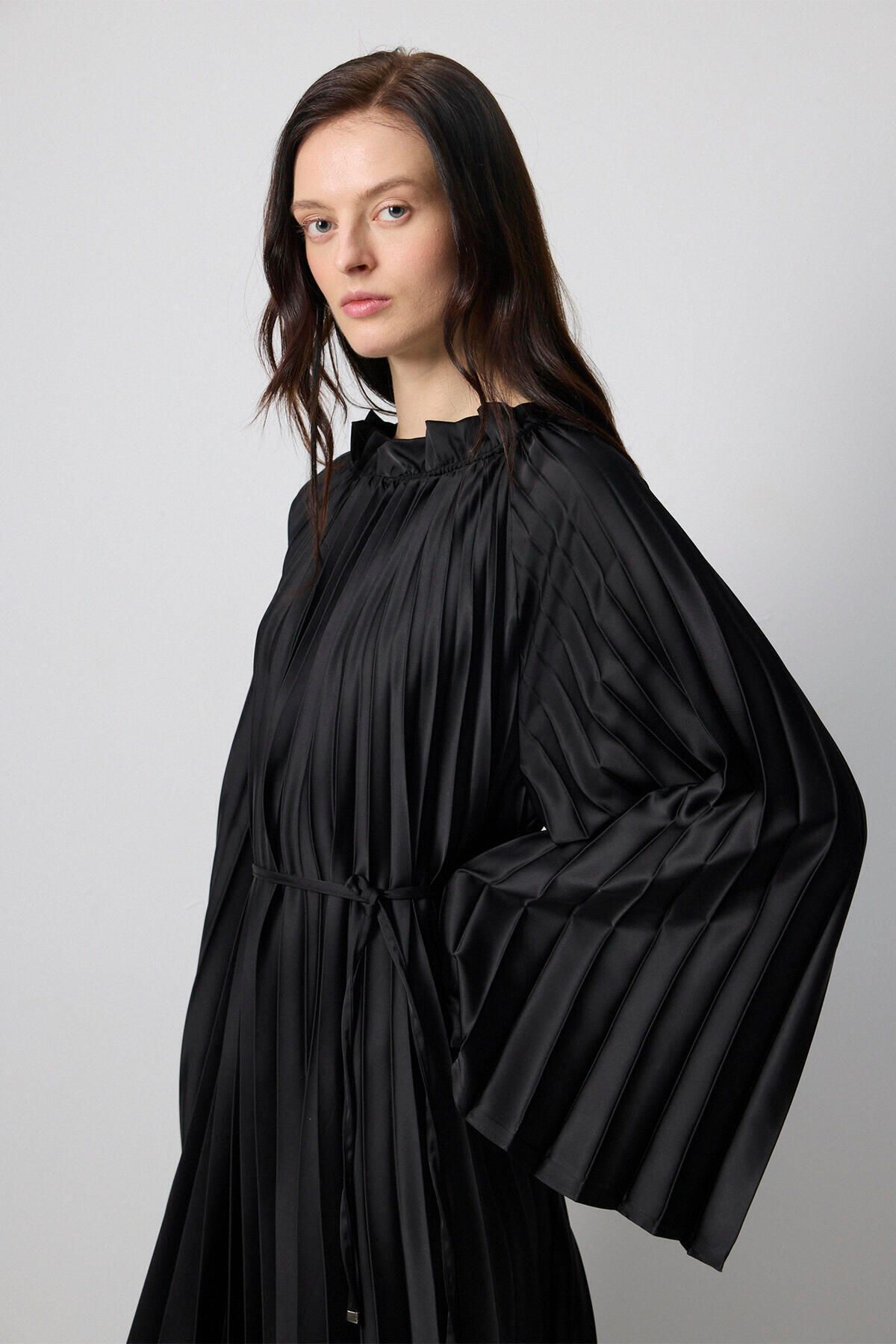Touché Privé-Pilated Kimono Sleeve Dress 2
