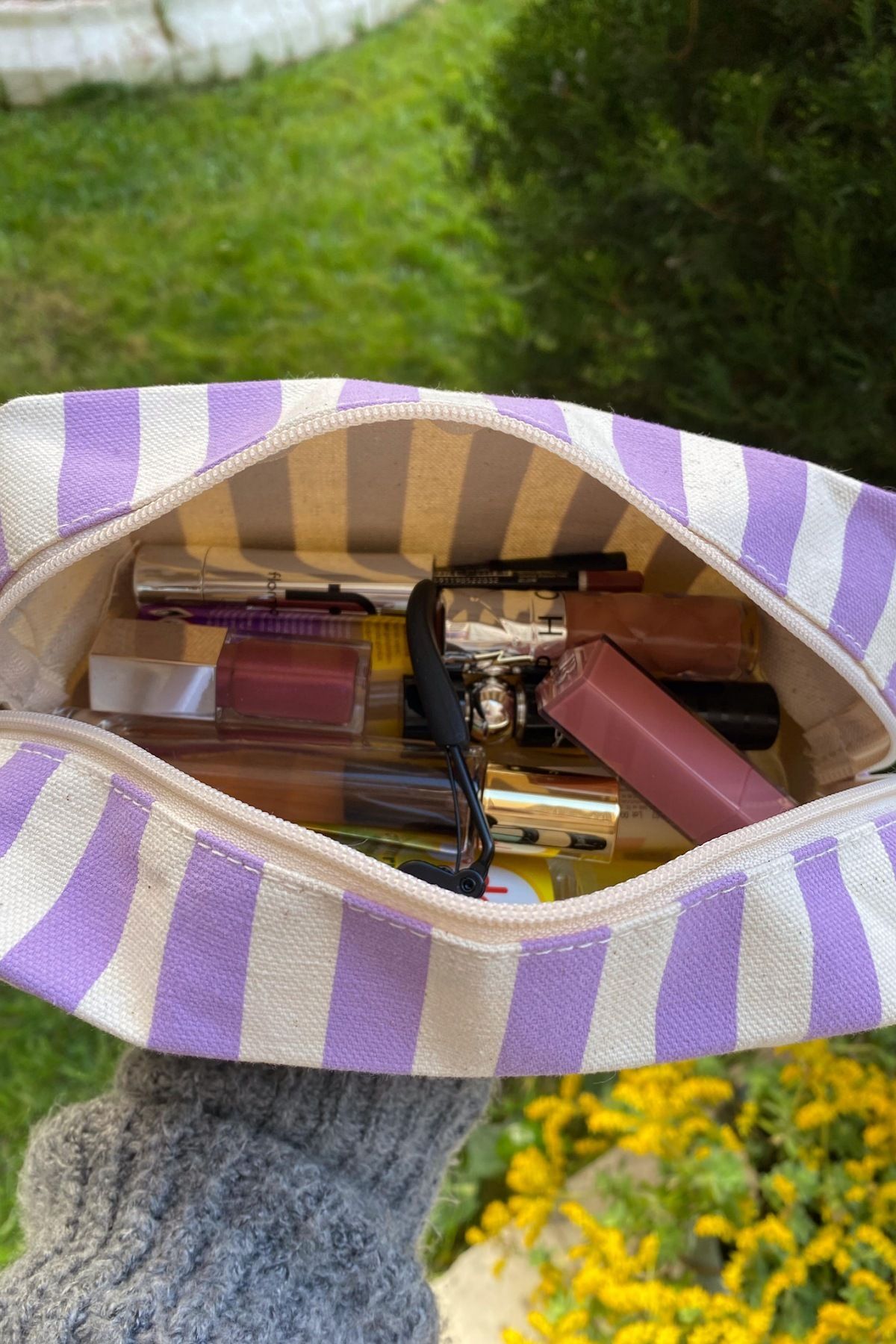 synee-Line Patterned Makeup and Travel Bag 4