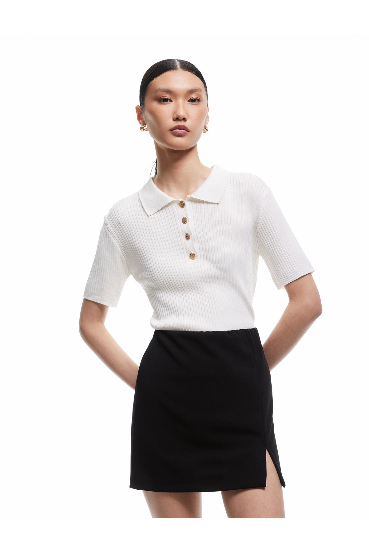 Koton Yeni Sezon Yırtmaç Detaylı Slim Fit Krep Scuba Mini Etek