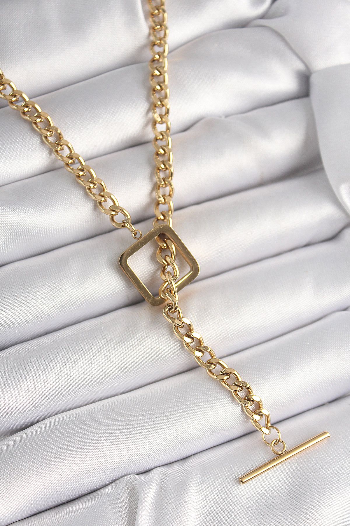 KfksStore 316L Çelik Gold Renk Zincir Model Kare Figür Kadın Kolye