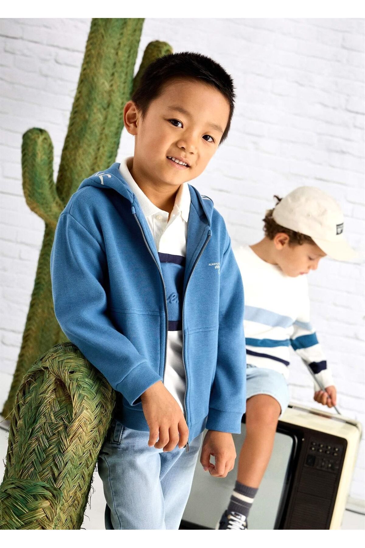 complete the look image