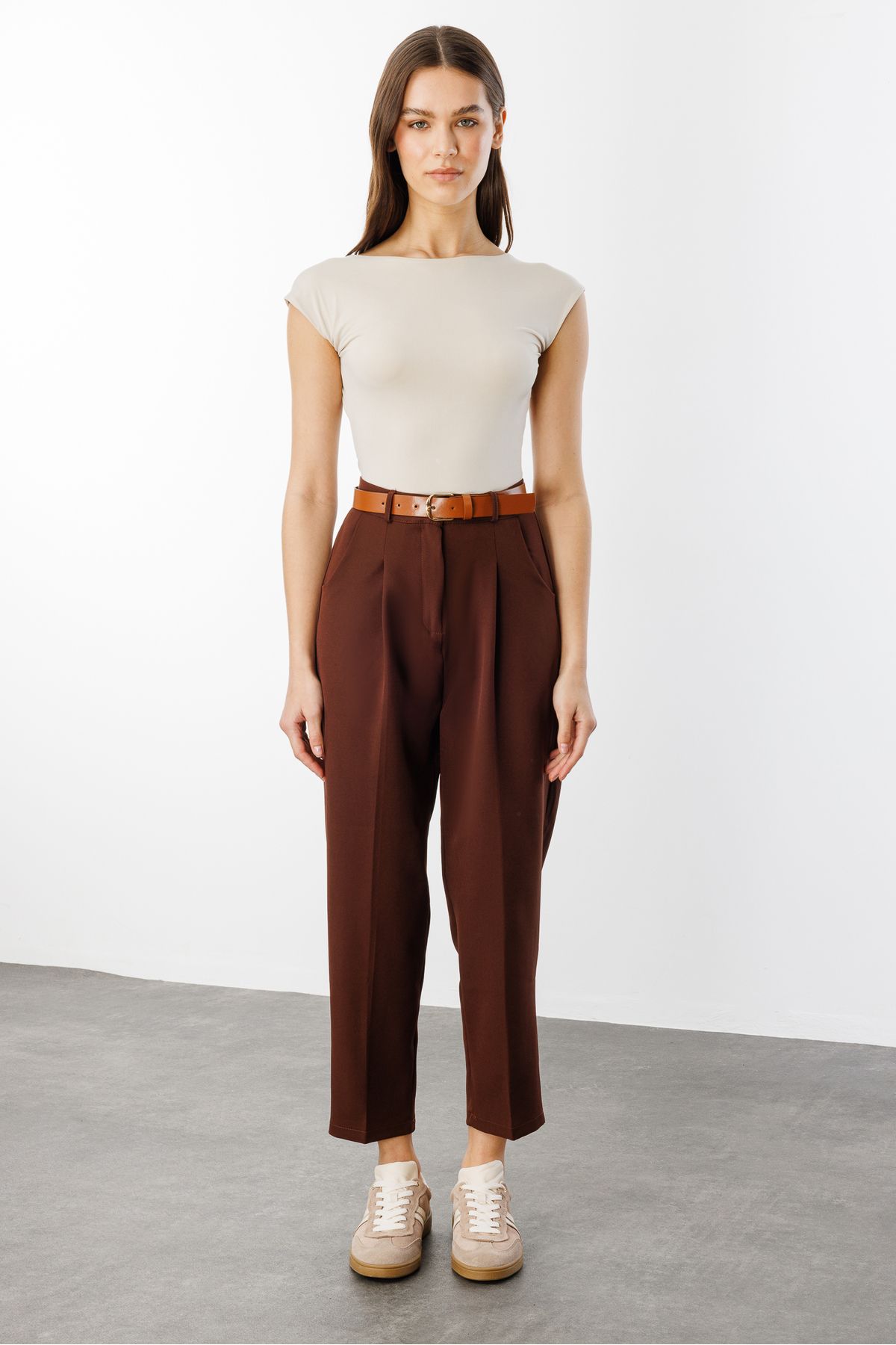 GENIUS STORE-Pantaloni de damă cu picior îngust plisat cu centură din țesătură sezonieră CU CUREA-PANTALONI 2