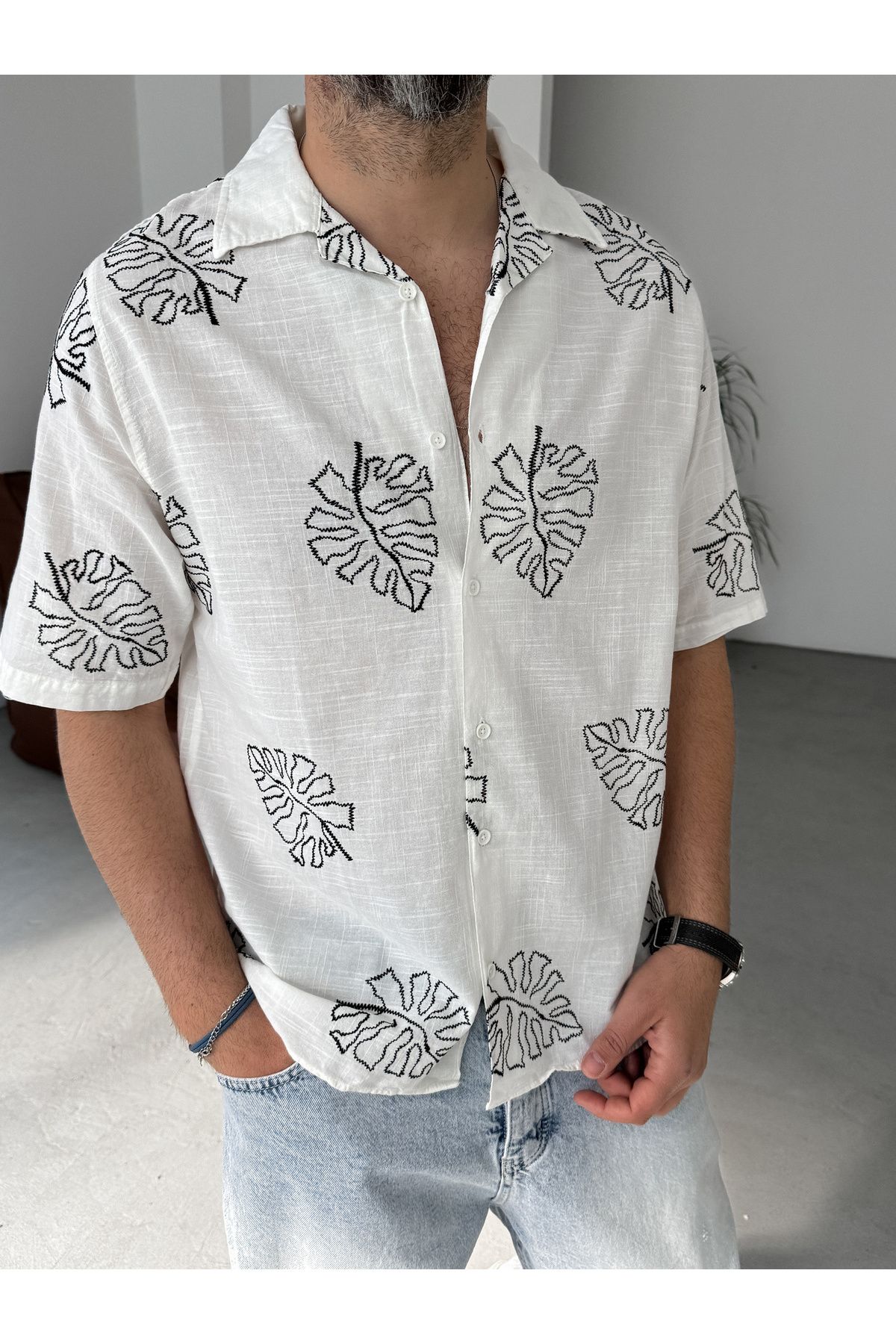 BYBASICMAN-White Leaf Embroidered Shirt G-5444 5