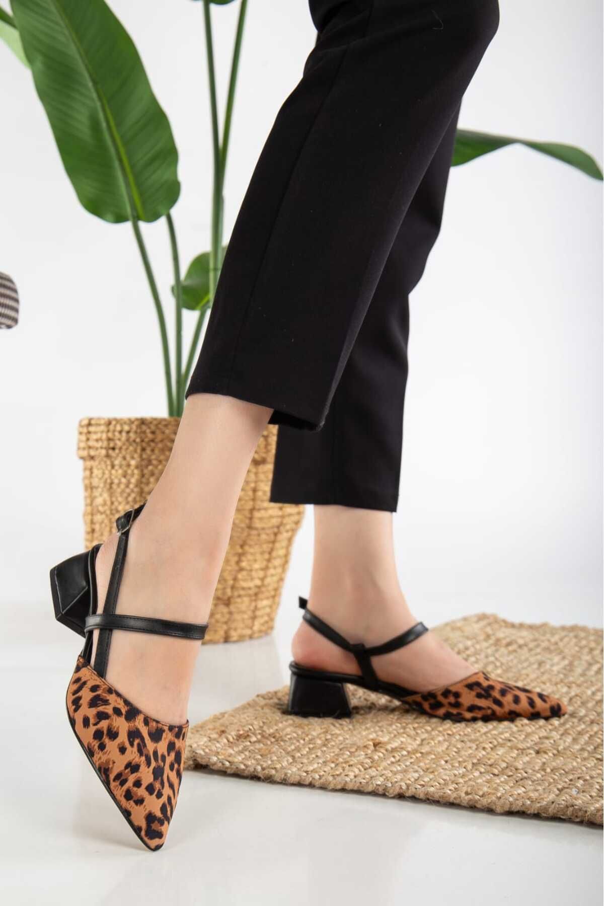 Elegant steps-Open Back Leopard Patterned Pointed Toe Short Heel Daily Ballerina Women's Heeled Shoes 5