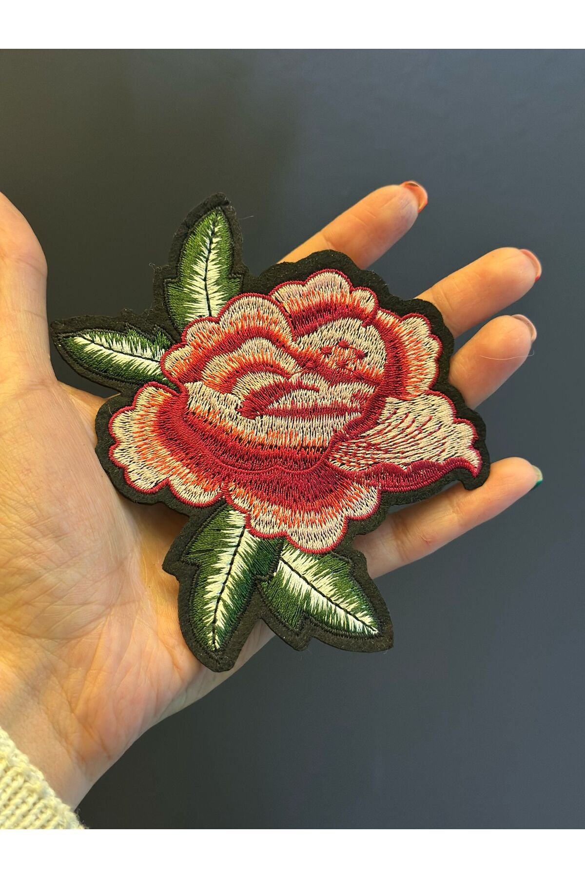 Gönülden Tasarım ÜTÜ İLE YAPIŞAN NAKIŞ İŞLEME ÇİÇEK APLİKE ARMA 12X10 CM