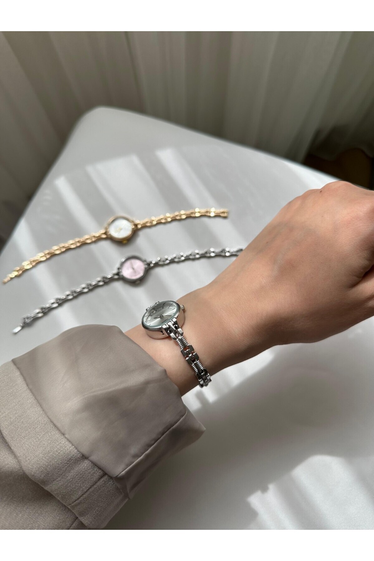 MERW  Clarie Model Gümüş Renk Metal Kordon Vintage Seri Kadın Kol Saati - Görsel 5