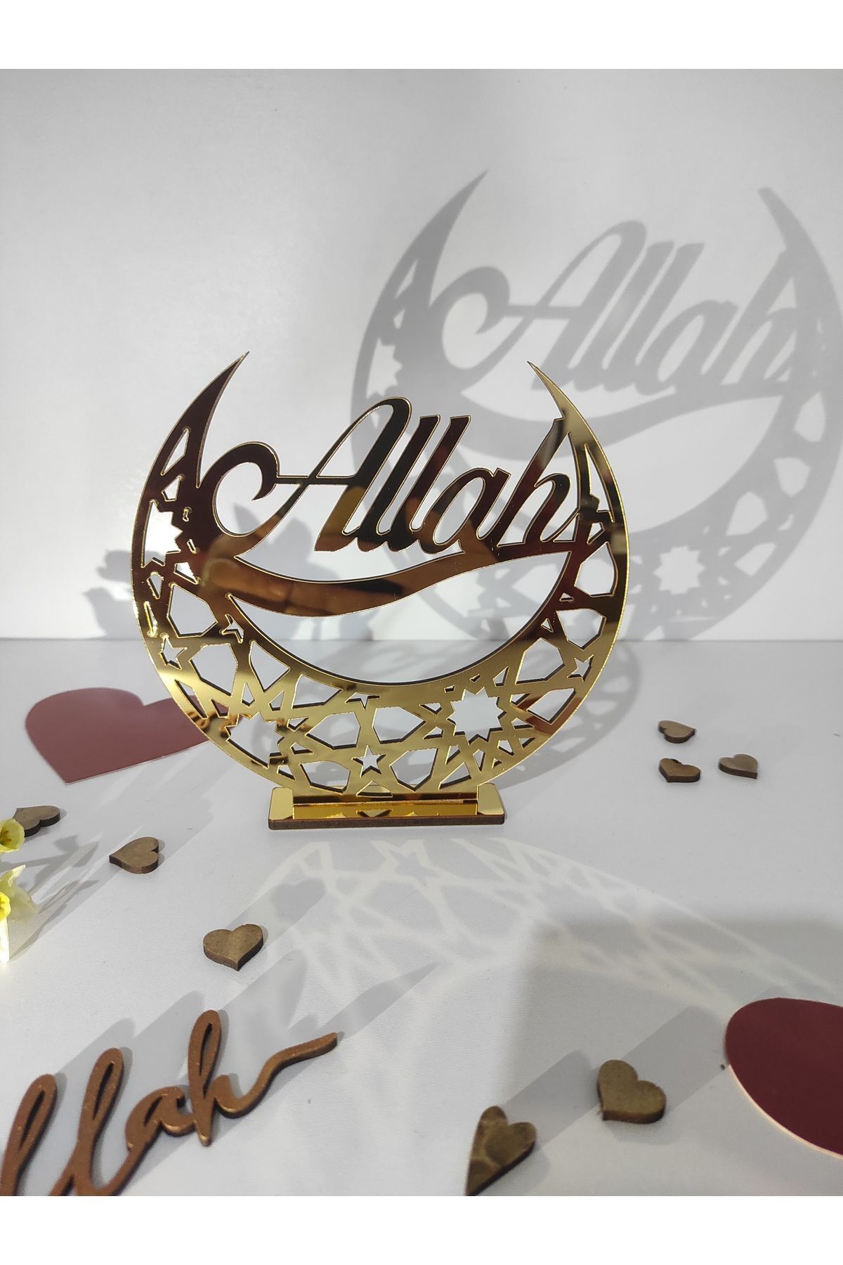 teknotrust ALLAH YAZILI GOLD PLEKSİLİ MASA SOFRA ÜNİTE SÜSÜ DEKORATİF, AYAKLI RAMAZAN DEKORU 15X15 CM