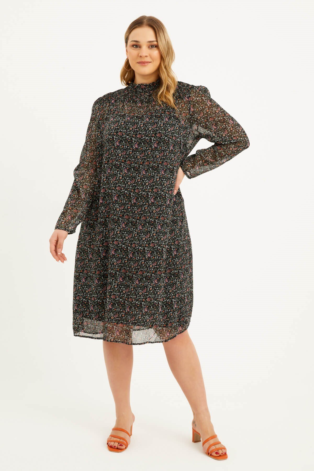 MYLİNE-Lined Chiffon Gipe Detailed Dress 1