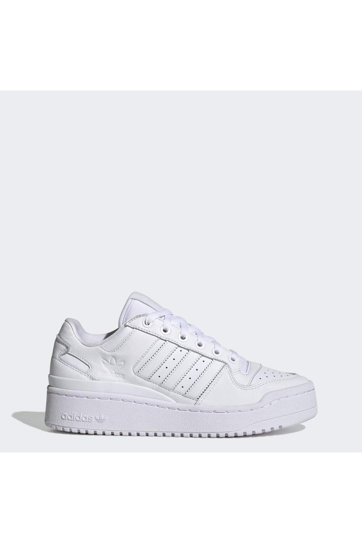 کفش های راه راه پررنگ انجمن adidas