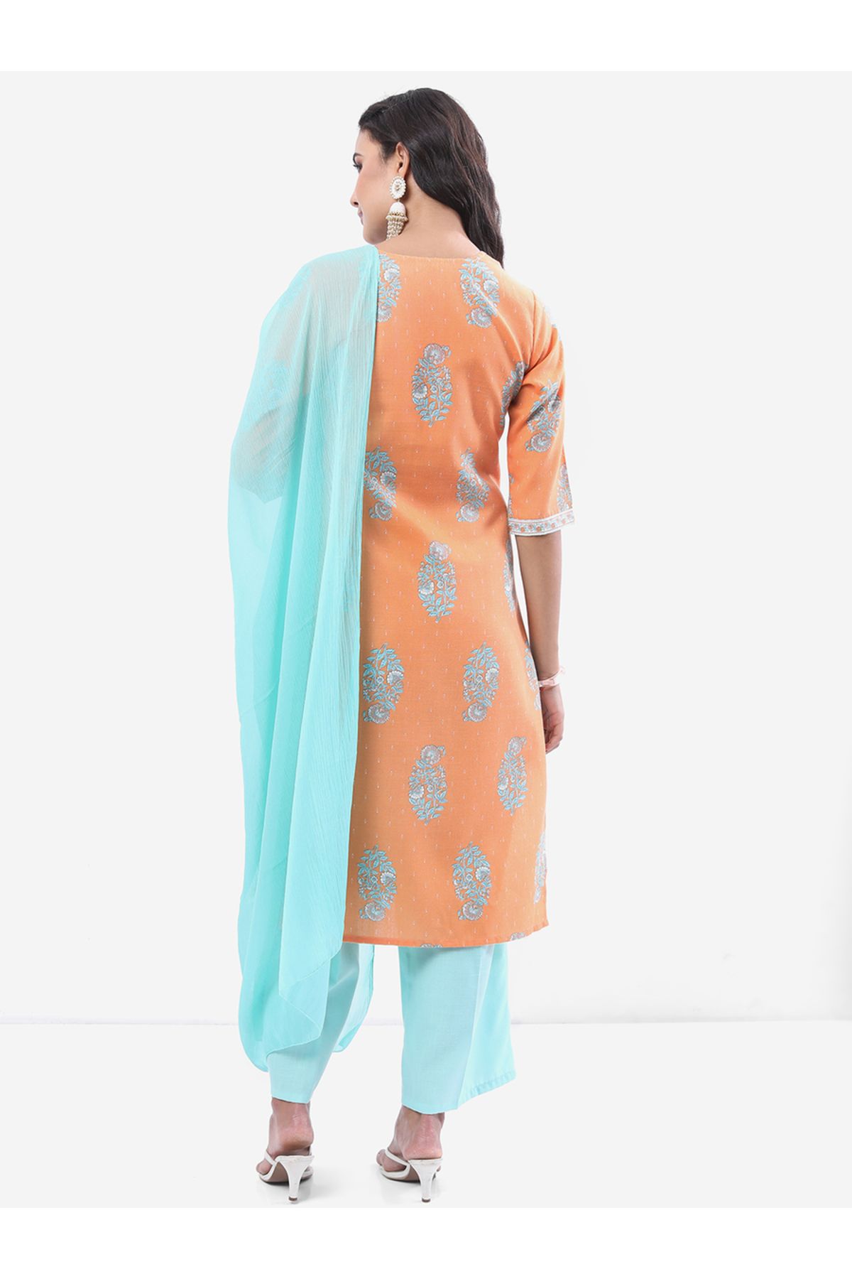 Vishudh By Styli-Peach Printed Kurta Set with Palazzos and Dupatta 3