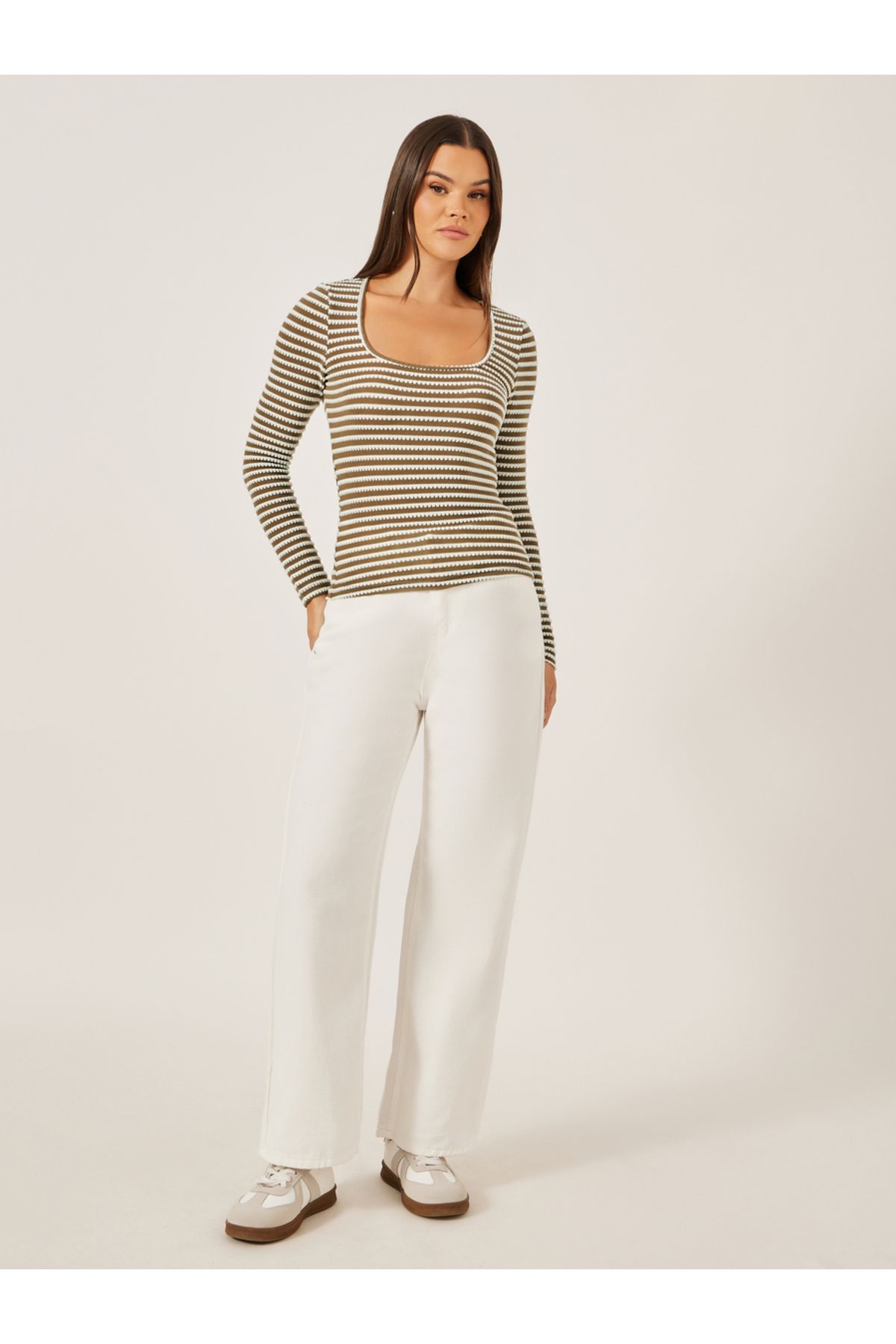 Styli-Textured Square Neck Fitted Long Sleeve T-Shirt 3