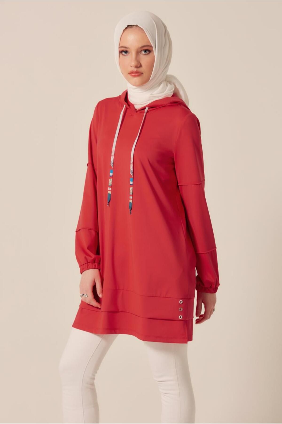 تونیک ورزشی کلاه دار 45471 Alvina