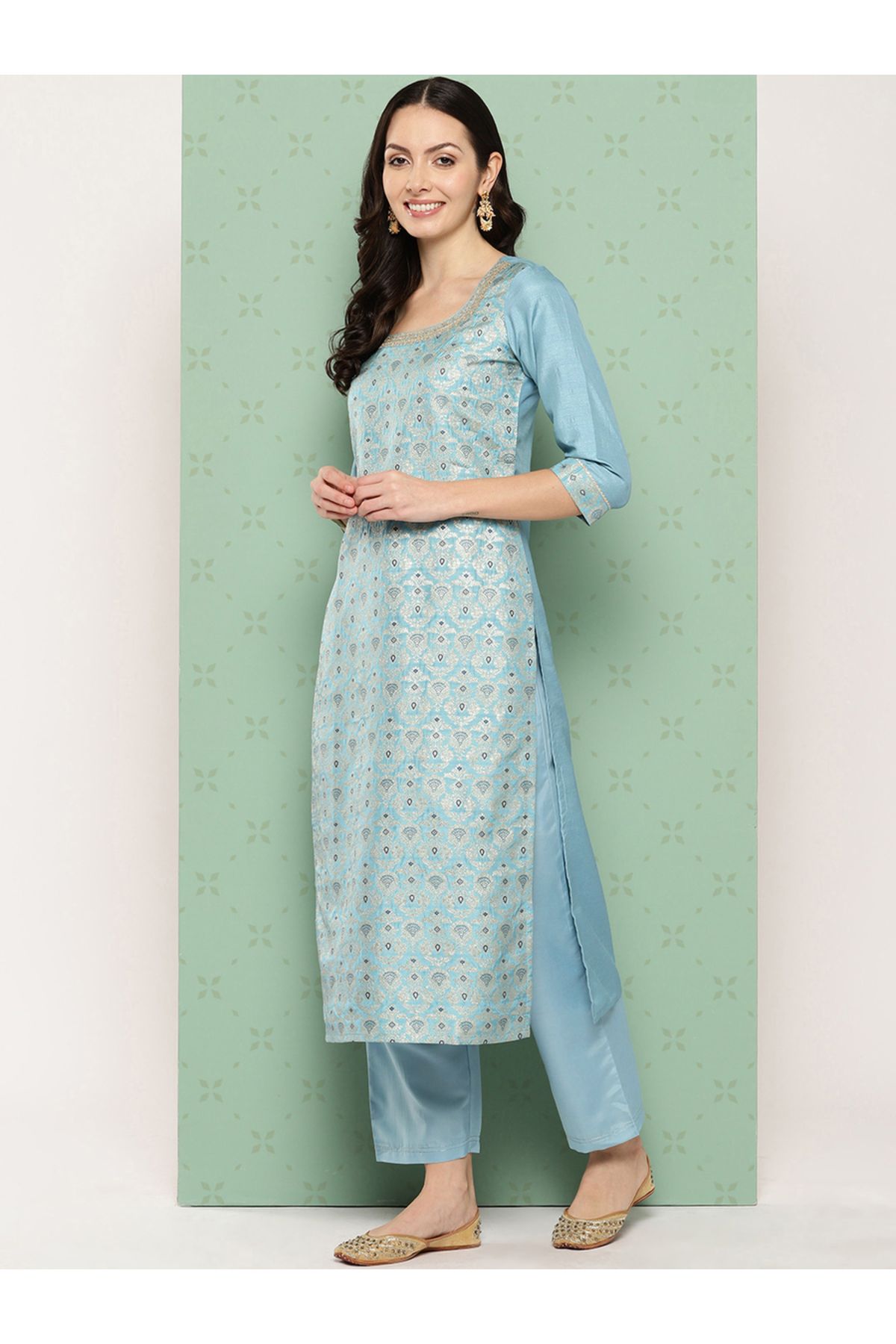 Libas By Styli-Printed Straight Kurta and Solid Trouser with Dupatta Set 2
