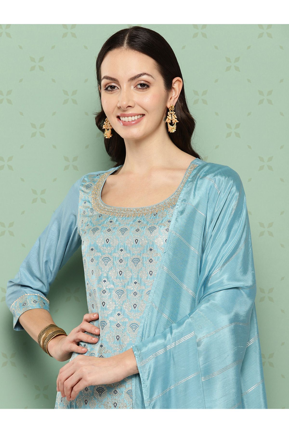Libas By Styli-Printed Straight Kurta and Solid Trouser with Dupatta Set 4