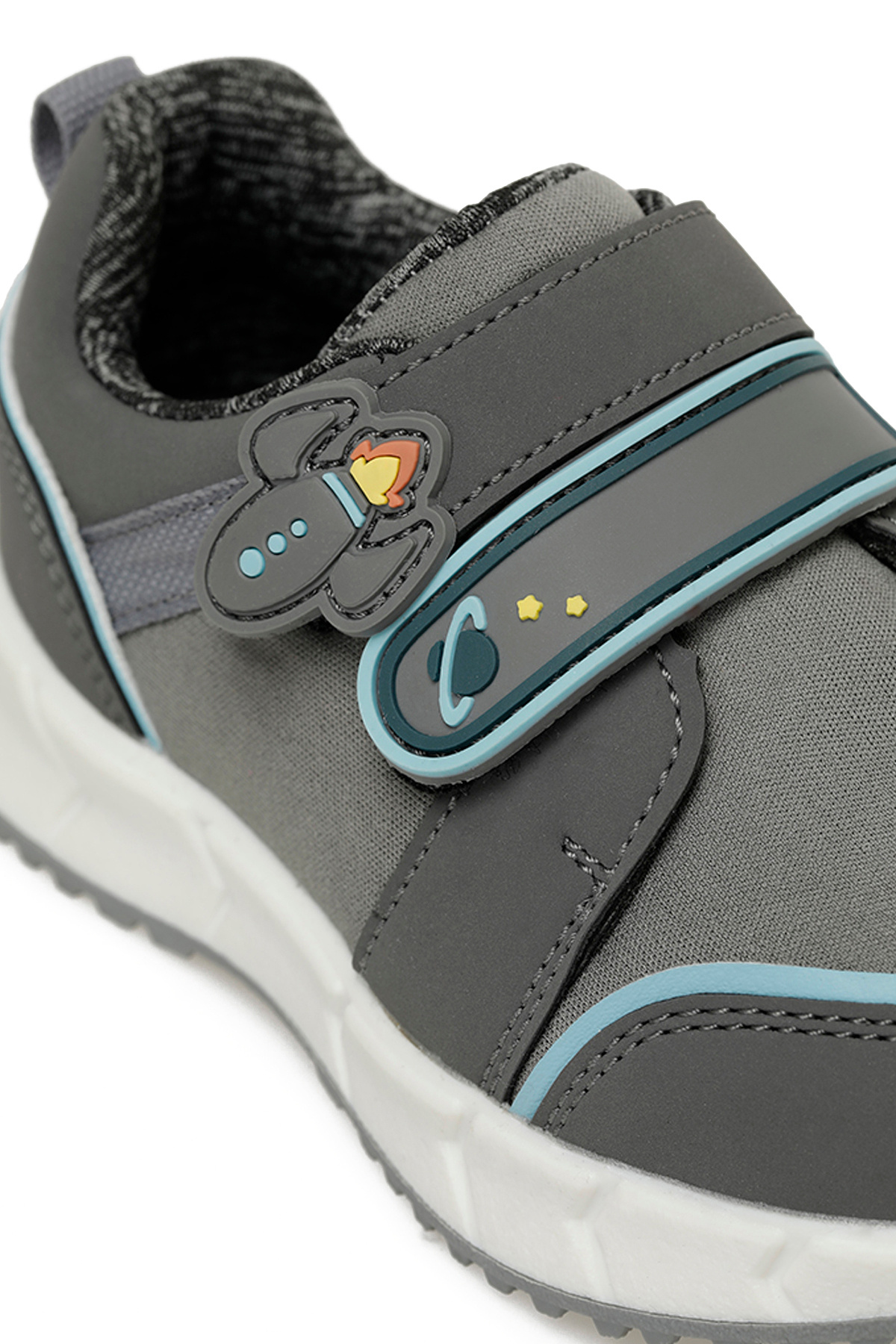 Polaris-526082B3PR Gray Boy's Sports Shoes 7