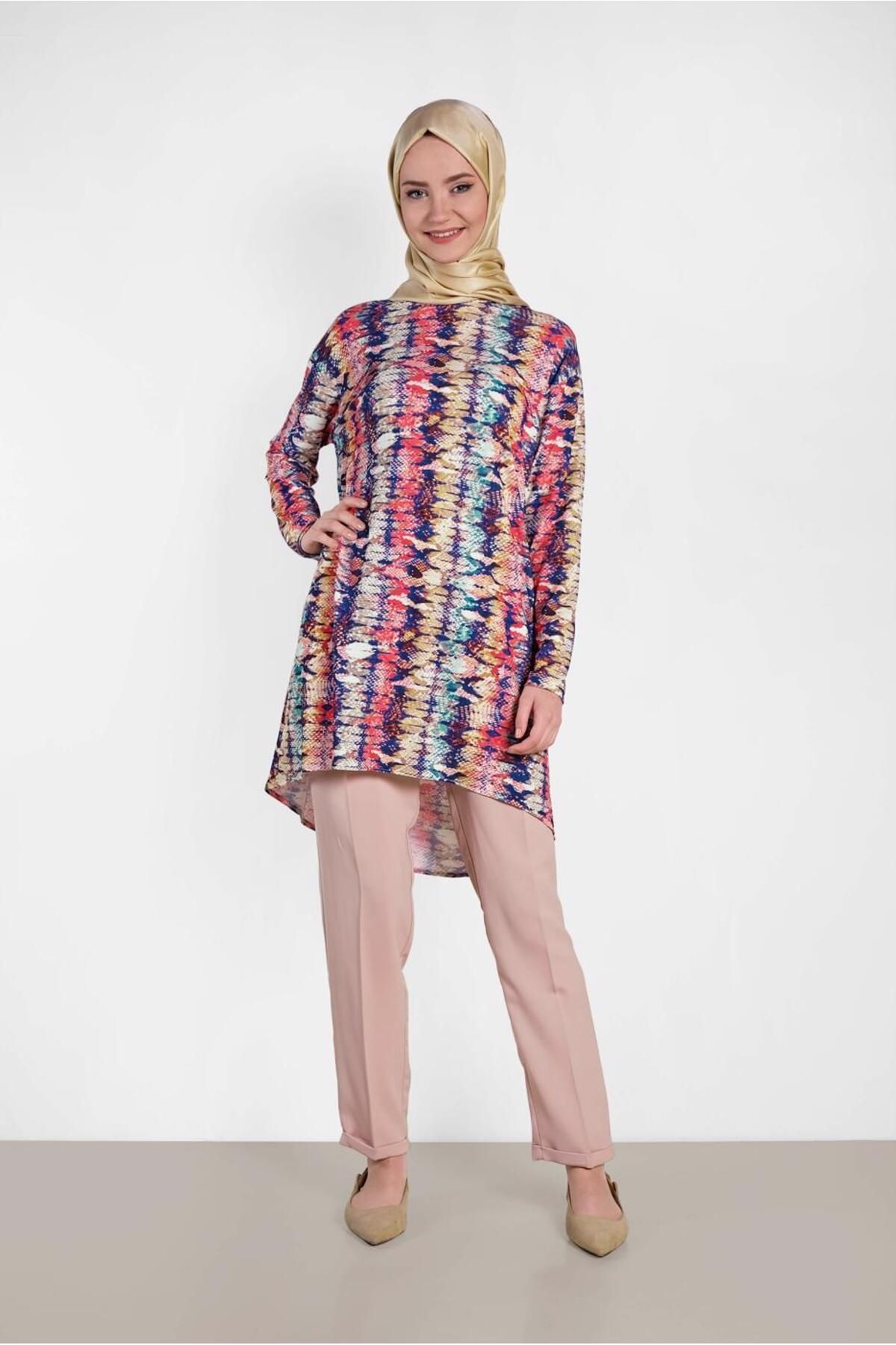 complete the look image