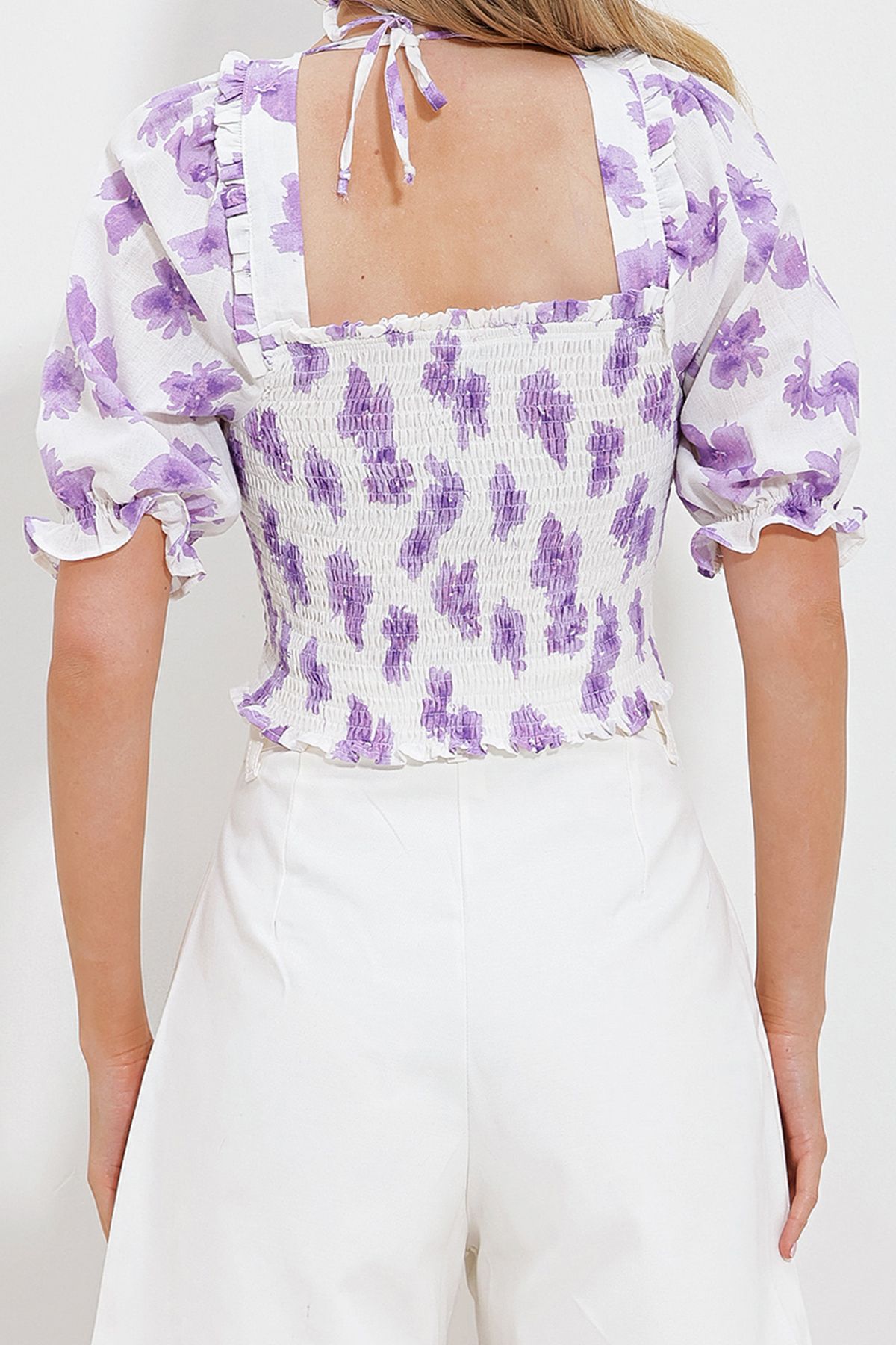 VAGGON-Women's Blouse with Curtain Nails - Lilac White Square Neck Watermelon Sleeve Gimped Crop Blouse 4