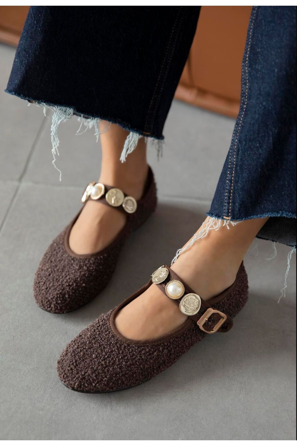 wolk shoes-إكسسوار نسائي من الكتان باللون البني من Nuda 2